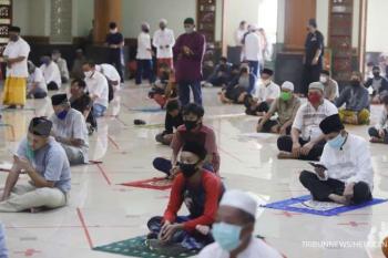 Dinilai Tidak Efektif, Solat Jumat Ganjil Genap Tidak Diberlakukan 