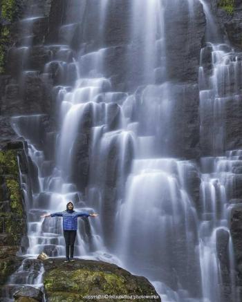 Hilangkan Penat, Wisata Alam  Air Terjun Ciupang jadi Solusi Terbaik