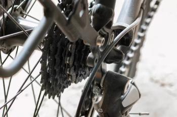 Apa Itu Gir Motor? Ini Fungsi dan Tips Merawatnya Agar Tahan Lama 