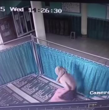 Bejat! Wanita Diserang Saat Salat di Rumah Ibadah, Pelaku Ditangkap Polisi