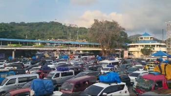 Puncak Arus Mudik Lebaran 2024, Penumpukan Kendaraan Terjadi di Pelabuhan Merak