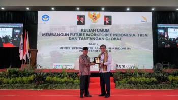 Menteri Ketenagakerjaan (Menaker) Prof. Yassierli mendorong mahasiswa Institut Teknologi Sumatera (Itera) Menjadi Digital Talent 