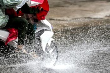 Motor Wajib Dibilas Saat Kena Air Hujan