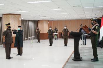 Laksda TNI Anwar Saadi Ditetapkan Sebagai Jaksa Agung Muda Pidana Militer