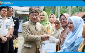 Dari UMKM hingga Jurnalis, 13 Wanita Helau Lampung Selatan Diganjar Penghargaan di Hari Kartini 2026