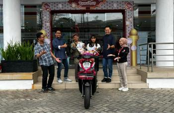 TDM Serahkan Hadiah 1 Unit Honda Genio di Gelaran Honda DBL Lampung 2023 - 2024 