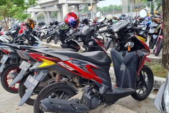 Astra Motor Imam Bonjol Imbau Konsumen untuk Parkir Motor di Tempat yang Disarankan Demi Keamanan   