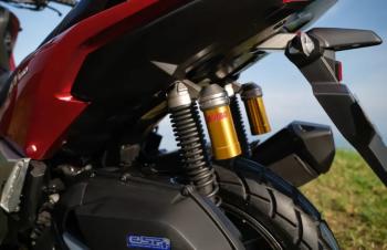 Kenali Fungsi Per pada Shockbreaker Motor, Biar Berkendara Tetap Nyaman!
