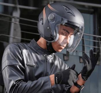 Bukan Sekadar Helm, Ini 4 Tips Berkendara Aman Versi Astra Motor