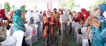 Road Show Percepatan Penuntasan Sunting, Duta Swasembada Gizi Hj.Winarni Berikan Apresiasi Di Pemerintahan Kecamatan di Kabupaten Lampung Selatan 