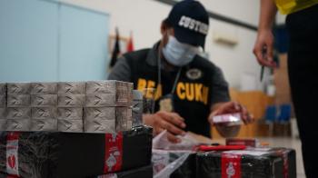 Jutaan Batang Rokok Ilegal Berhasil Digagalkan Bea Cukai LampungÂ 