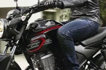 Cara Mengendarai Motor Kopling