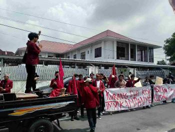 Mahasiswa Minta Bawaslu Bandar Lampung Usut Tuntas ASN Tidak NetralÂ 