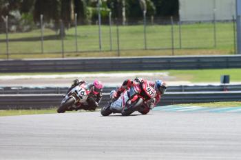 CBR Series Melesat, Pebalap Astra Honda Raih Tiga Podium ARRC Malaysia