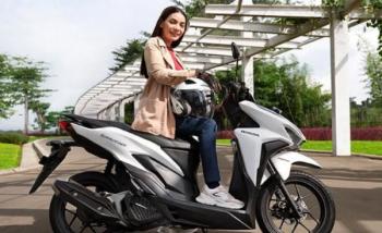Tips Postur Berkendara Motor Yang Baik