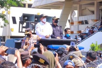 Apresiasi...Kapolda Lampung dan Jajaran TNI-Polri Sukses Dampingi Demo Damai Mahasiswa