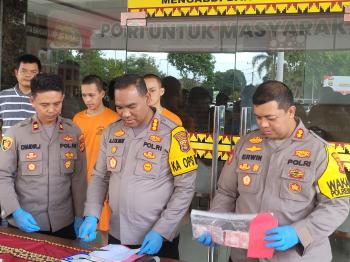 Aksi Koboy Dua Pemuda di Bandar Lampung Gagal Rampok BRI Link Usai Ditabrak Mobil