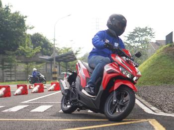 Motor Tidak Stabil Saat Belok, Ini Penyebabnya