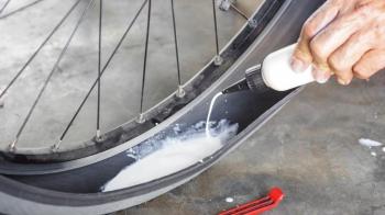 Jika Ban Tubles Bocor, Apa Yang Harus Dilakukan?