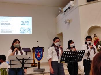 Kegiatan PDKK St. Lucia bersama Sulastri Trisiana Worship Leader dan The Singer di GSG Villa Citra
