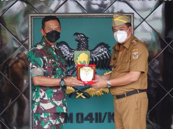 Sambut Kunker Danrem 043/Garuda Hitam, Bupati Musa Ahmad: Saat Ini Lamteng Aman Berkat Solidnya Sinergisitas TNI/Polri