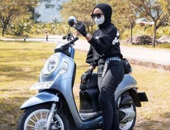5 Rekomendasi Motor Yang Cocok Untuk Perempuan, Stylish dan Ringan. 