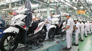 Cara Merawat Cat Motor Matic Agar Selalu Terlihat Selalu Baru 