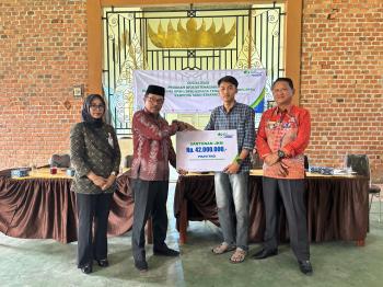 Kepala Kampung Suko Binangun Serahkan Santunan BPJS Ketenagakerjaan Rp 42 Juta kepada Ahli Waris