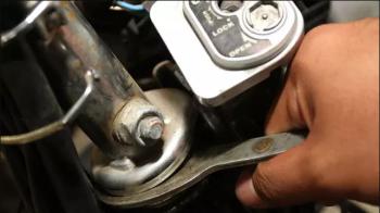 Tanda Saat Komstir Motor Bermasalah