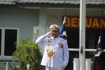 Danbrigif 4 Marinir/BS Pimpin Upacara HUT ke-78 TNI AL Wilayah LampungÂ 
