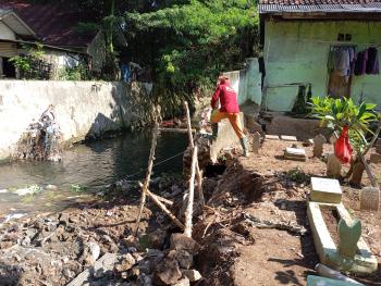 Normalisasi Saluran Drainase dan Sungai, 18 Bangunan Melanggar Mulai Ditertibkan Satgas Pemkot