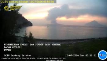 Gunung Anak Krakatau Masih Siaga, PVMBG Catat 6 Kali Gempa Hembusan