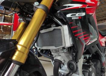 Baru Tahu? Ini Efek Ngeri ke Mesin Kalau Membiarkan Kisi-kisi Radiator Penyok