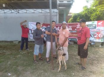 Astra Motor Natar Berpartisipasi Dalam Kegiatan Idul Adha 1446 H Dengan Penyerahan Hewan Qurban 
