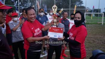 Bupati Winarti Resmikan Lapangan Futsal, Sekda di Nobatkan Sebagai TOP Score