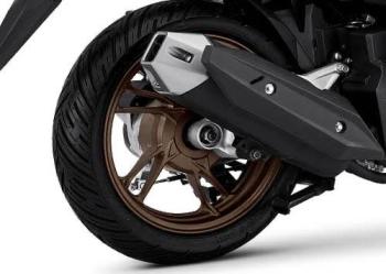 Dampak Knalpot Motor yang Terlalu Panas pada Kinerja Mesin   