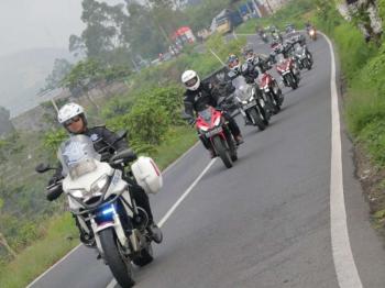 Utamakan Etika Berkendara Supaya Aman dan Selamat di Jalan Raya Saat Mudik Lebaran   