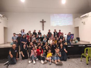 Praise and Worship PDPKK St. Lucia Paroki Kristus Raja Katedral Hadir di GSG Villa Citra