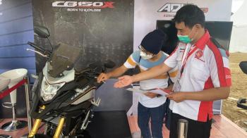 Baru Diluncurkan, Motor Sport Adventure Touring CB150X Hadir di Sirkuit Mandalika