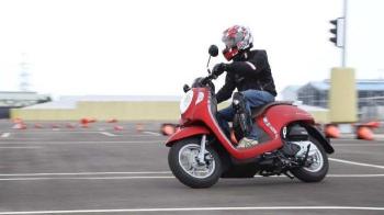 Keselamatan Nomor Satu! 3 Fitur Motor Honda yang Wajib Kamu Tahu