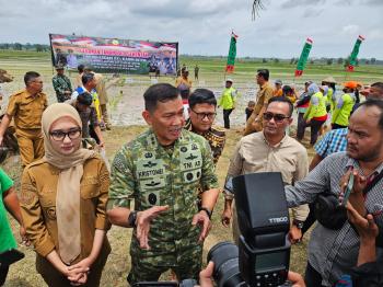 Tanam Padi Serentak di Lampung Timur, Kodam XXI/Radin Inten Dorong Lompatan Produksi Pangan   