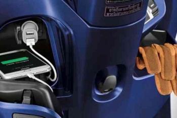 Tips Jika Ingin Ngecas Di Motor Pastikan Kondisi HP Dalam Keadaan Mati