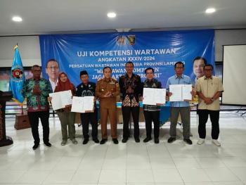 UBL dan PWI Lampung Sepakat Tingkatkan Kualitas SDM Wartawan, Biaya Kuliah hanya 50 Persen UBL dan PWI Lampung Sepakat Tingkatkan Kualitas SDM Wartawan, Biaya Kuliah hanya 50 Persen
