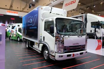Isuzu Apresiasi Mitra Yang Telah Bekerjasama Mengembangkan Jaringan Part Shop di Seluruh Indonesia