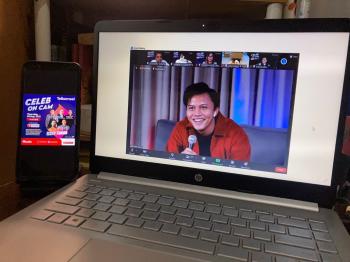 Telkomsel Gelar Acara Celeb on Cam Bersama Rizky Febian
