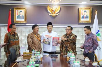 Pengurus SMSI Pusat Dipimpin Ketum Firdaus  Gelar Audiensi dengan Mensos Saifullah Yusuf