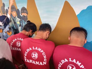 Gasak Handphone dan Pukuli Korbannya, 2 Pelaku dan 1 Penadah Berhasil Diciduk