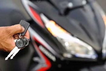 Suka Bingung Cari Motor Saat di Parkiran? Ini Solusinya