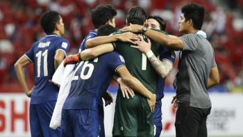 Lawan Timnas Indonesia di Tengah Duka,  Begini Respon Kiper Thailand Saat Diberi Kesempatan