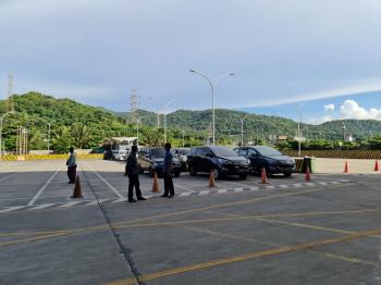 Paskah libur Natal dan Tahun baru 2022 Penumpang Pelabuhan Merak Normal